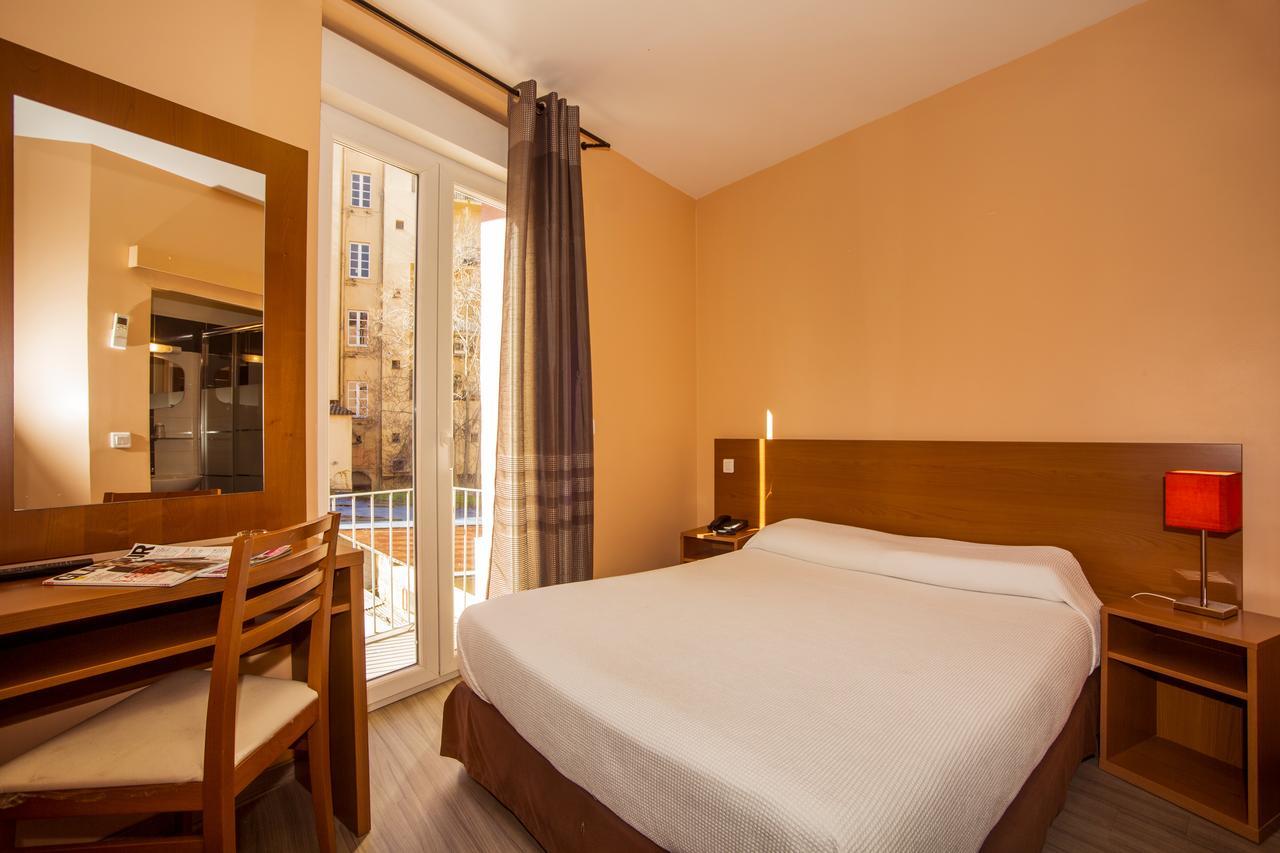 Hotel Le Dauphin Аяччо Экстерьер фото