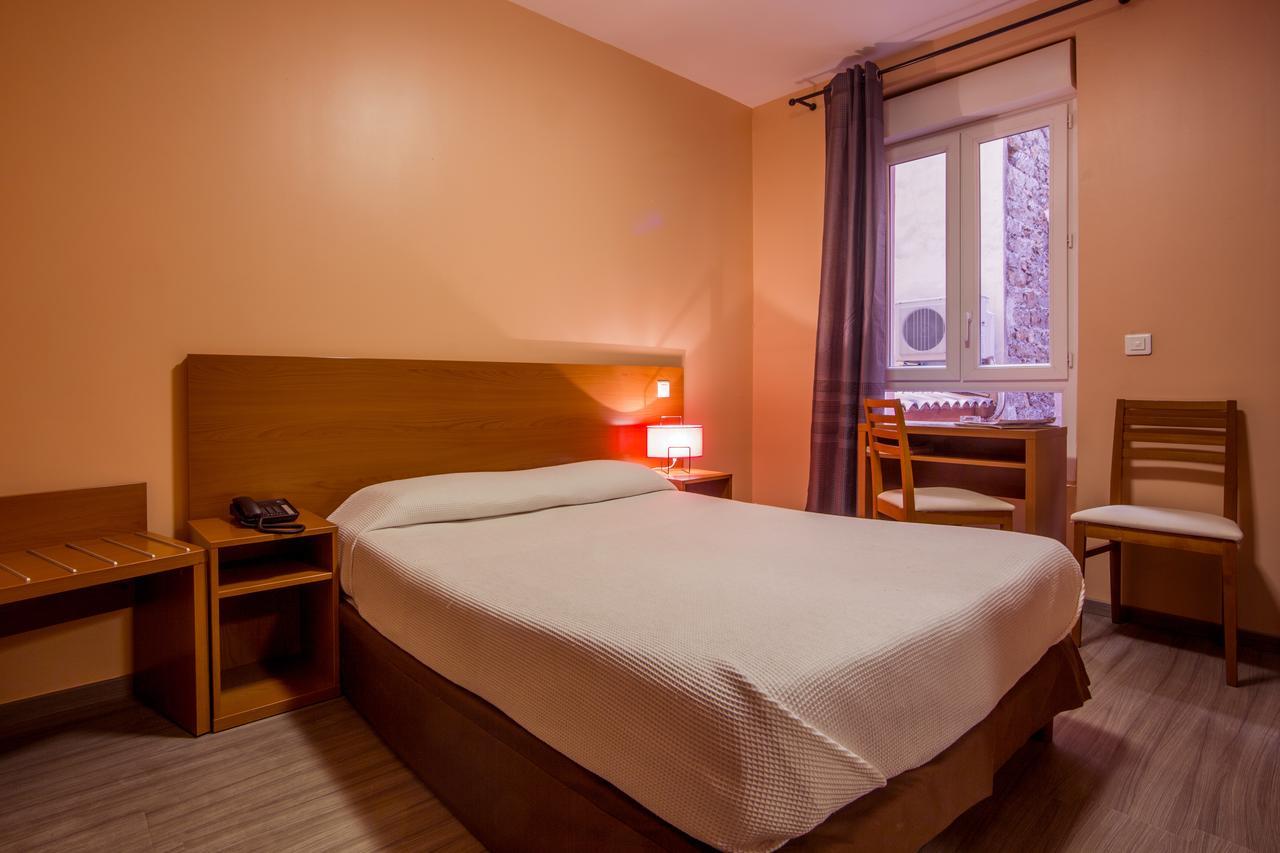 Hotel Le Dauphin Аяччо Экстерьер фото