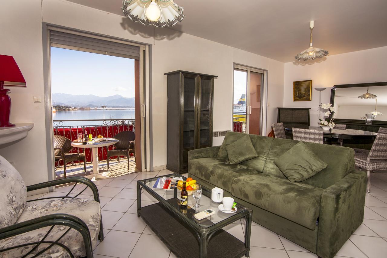 Hotel Le Dauphin Аяччо Экстерьер фото